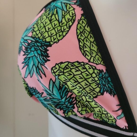 Pineapple Bathing Suit | Swimsuit Top | Medium/ D - Picture 5 of 9
